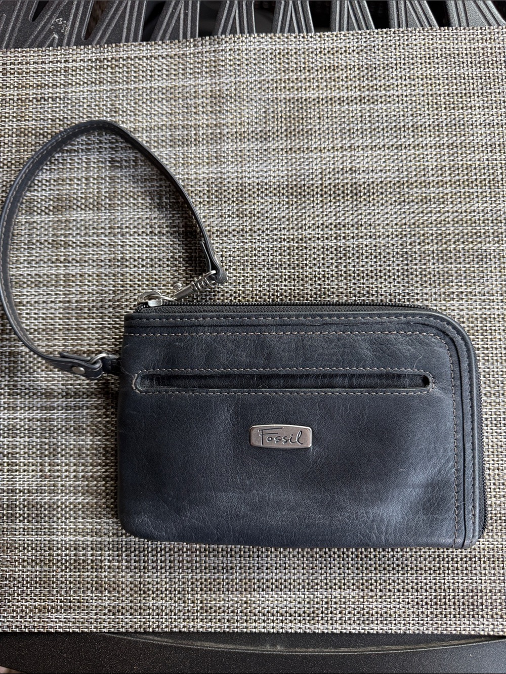 Vintage Fossil black leather Zip wristlet wallet clutch